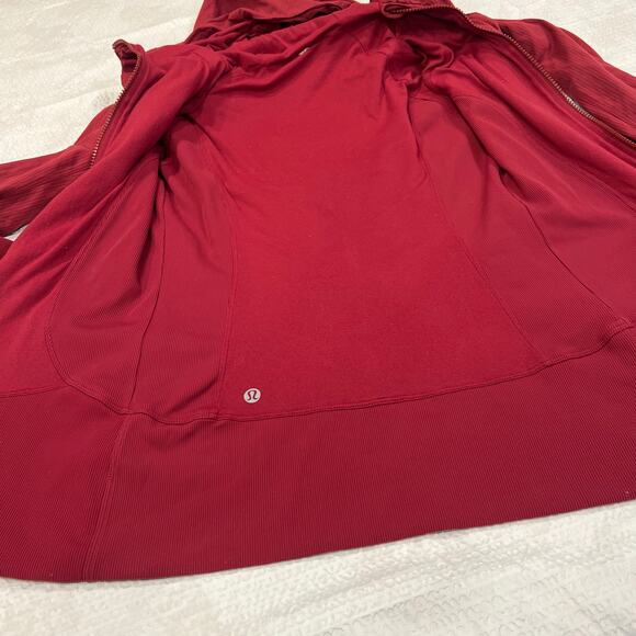 Lululemon in the flux jacket women 8 burgundy / plum - Picture 2 of 8